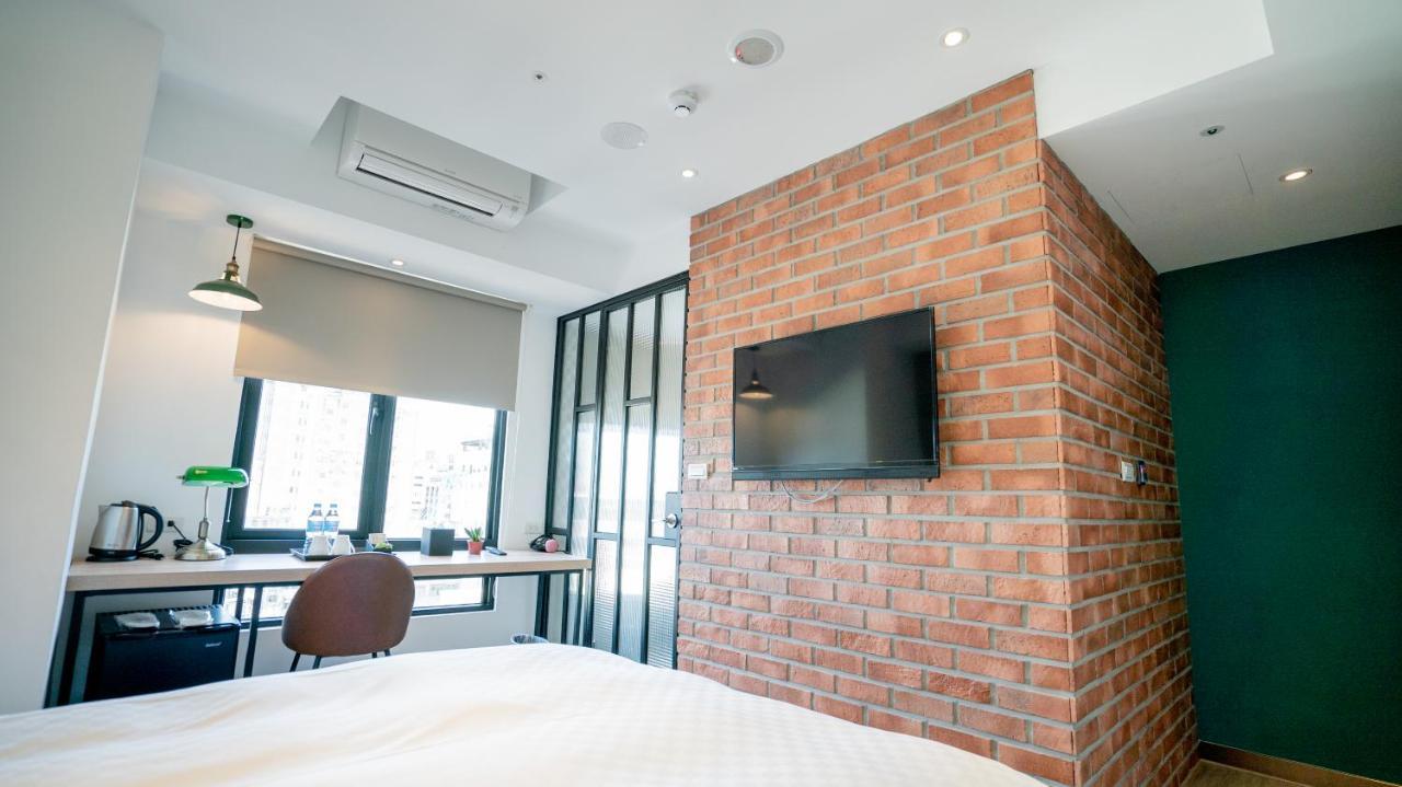 City Center Hotel Тайчжун Экстерьер фото
